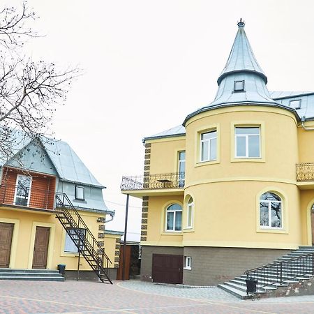 Приватна Садиба Фортеця Малехів Exteriör bild