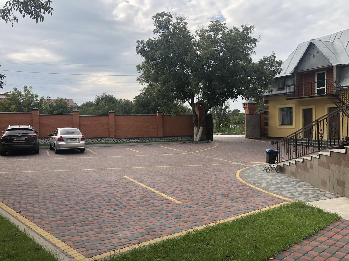 Приватна Садиба Фортеця Малехів Exteriör bild
